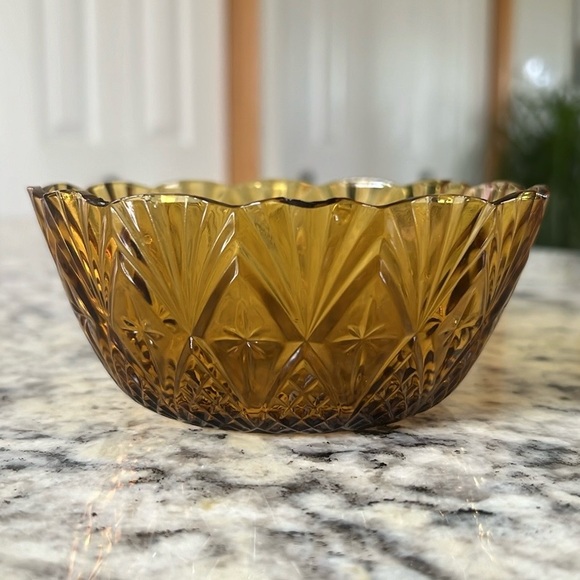 Vintage Amber Glass Bowl - Picture 3 of 8